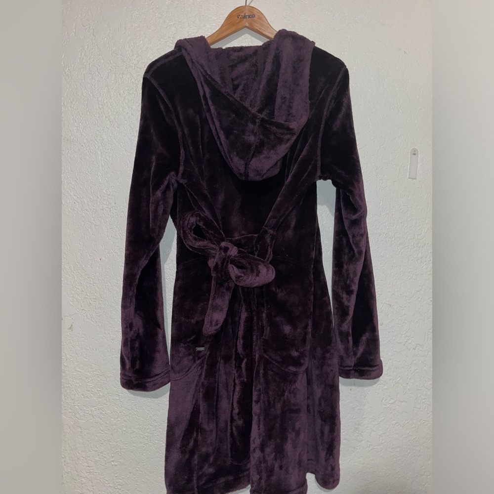 Ugg robe size XL